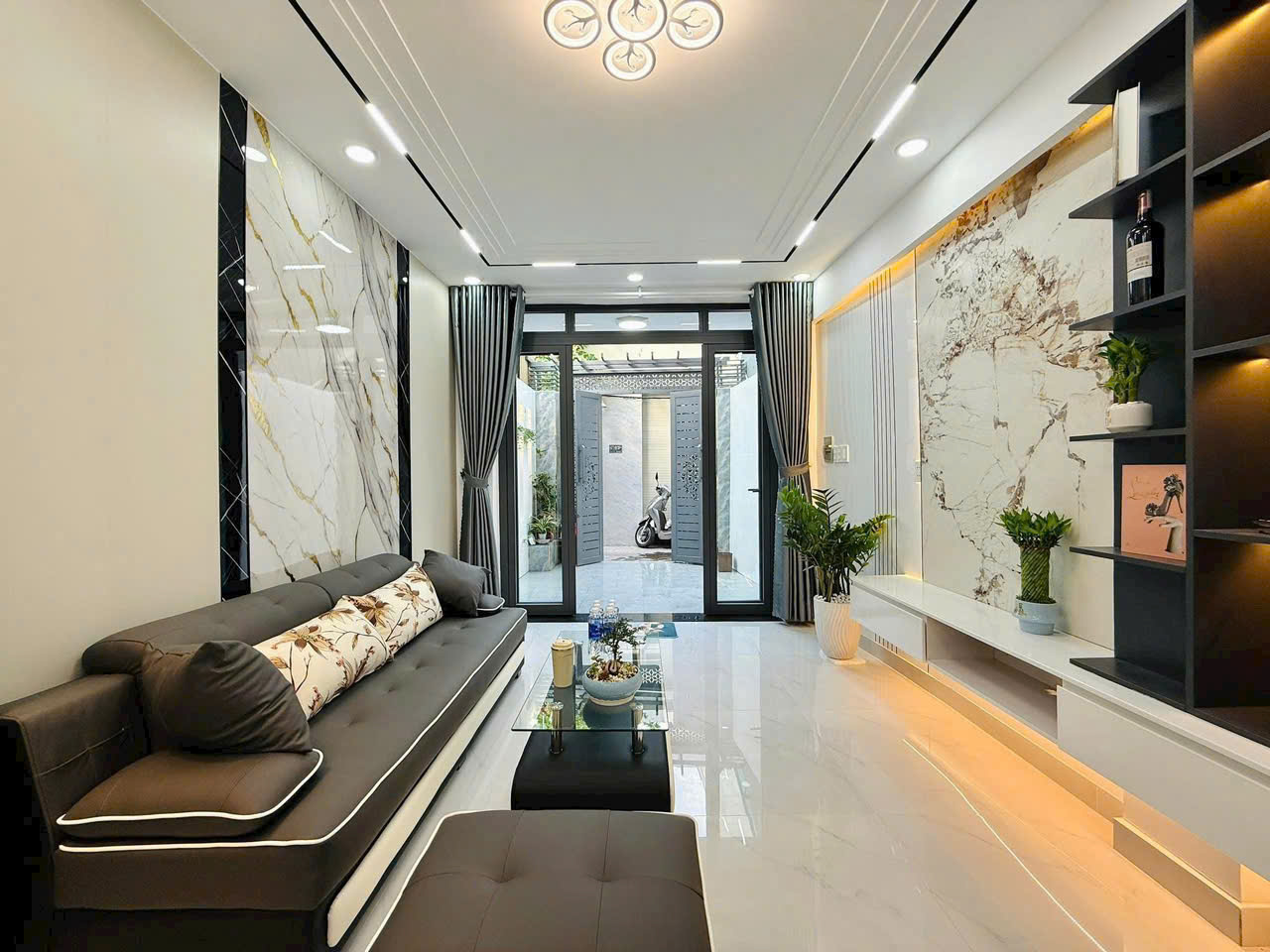 Lắp rèm cửa cho nhà phố trệt 2 lầu chị Thắm, Gò Vấp, TPHCM